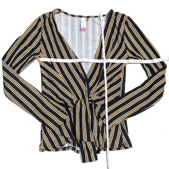 No Boundaries Striped Peplum Wrap Top sz S Juniors - Picture 8 of 8